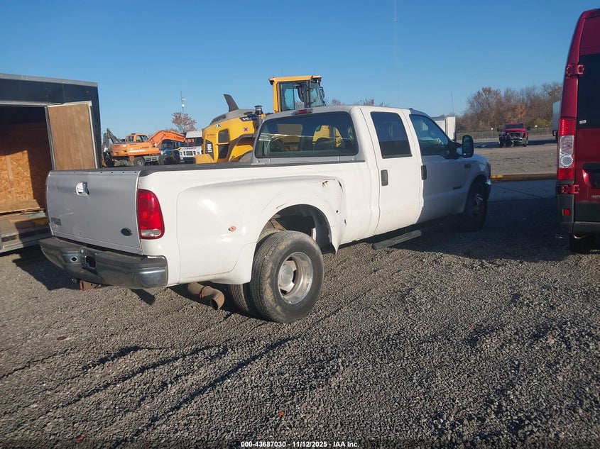 1FTWW32F7YEB83990 2000 FORD F350 photo no. 4