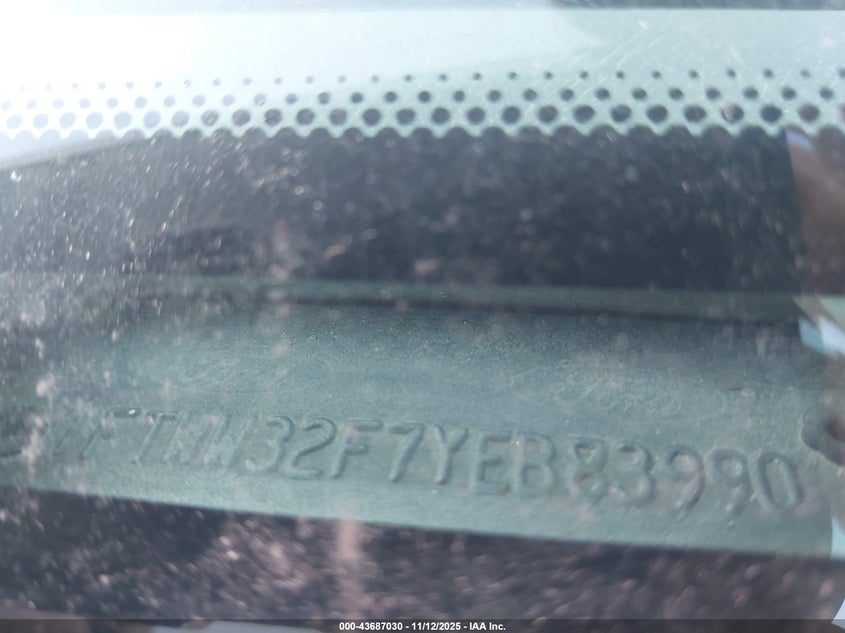1FTWW32F7YEB83990 2000 FORD F350 photo no. 8