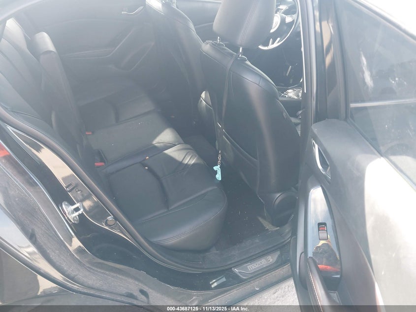 2017 Mazda Mazda3 Touring VIN: 3MZBN1L74HM127610 Lot: 43687125