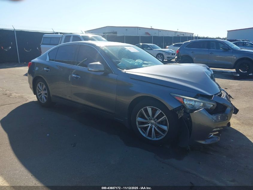 INFINITI Q50 PREMIUM