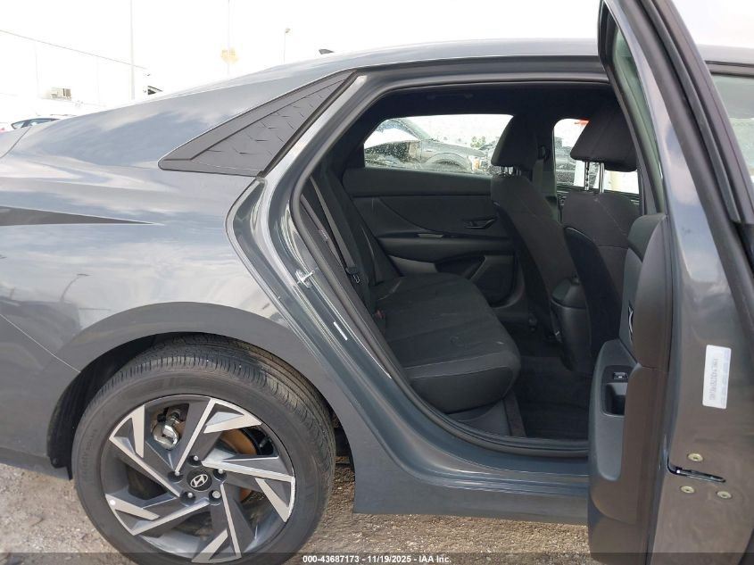 2025 Hyundai Elantra Sel Sport VIN: KMHLM4DG7SU991401 Lot: 43687173