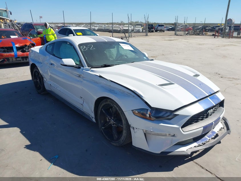 FORD MUSTANG ECOBOOST PREMIUM