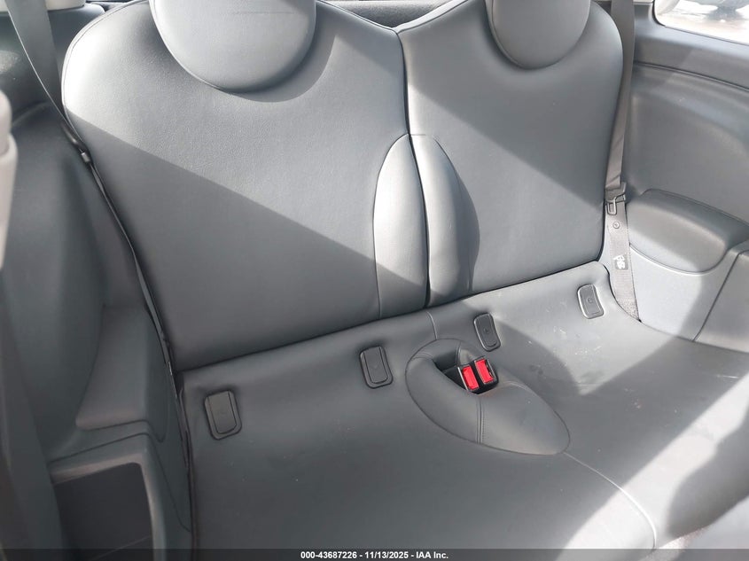 2005 Mini Cooper VIN: WMWRC33405TJ64804 Lot: 43687226