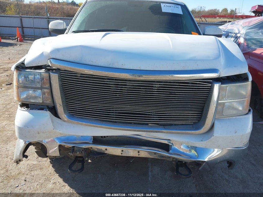 2008 GMC Sierra 2500Hd Slt VIN: 1GTHK29K98E122030 Lot: 43687236