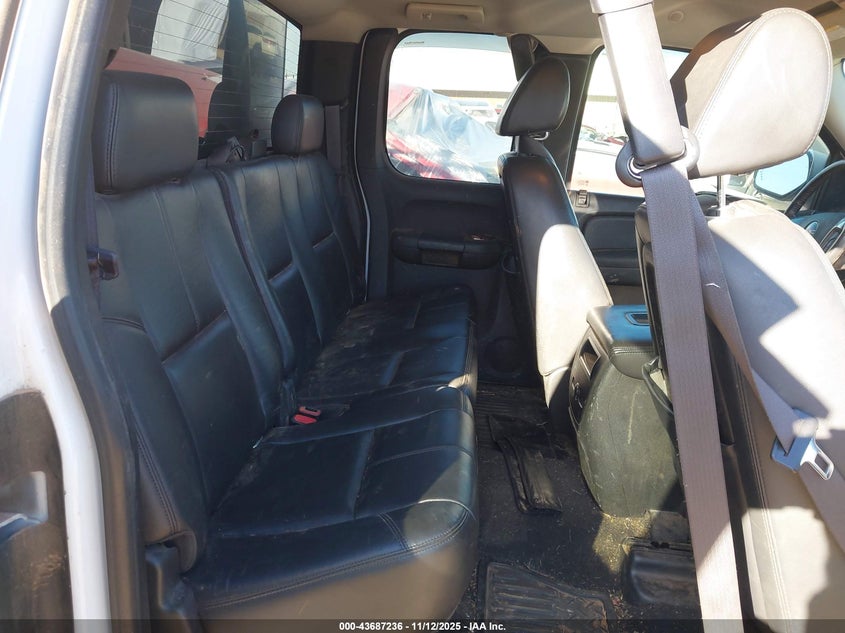 2008 GMC Sierra 2500Hd Slt VIN: 1GTHK29K98E122030 Lot: 43687236