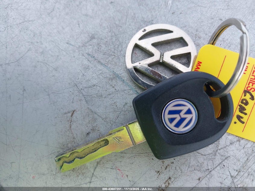 2004 Volkswagen New Beetle Gls VIN: 3VWCM31Y34M317536 Lot: 43687251