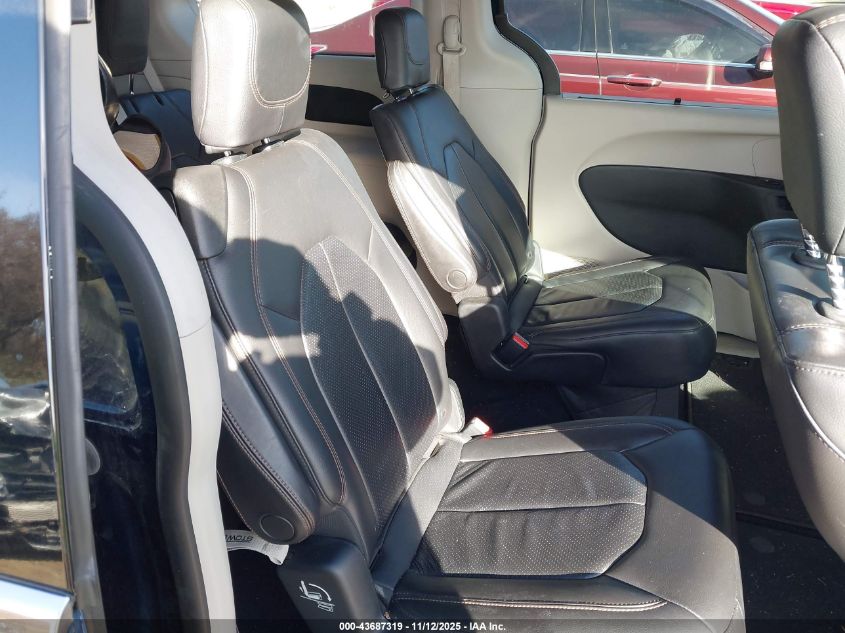 2018 Chrysler Pacifica Touring L VIN: 2C4RC1BG6JR139412 Lot: 43687319