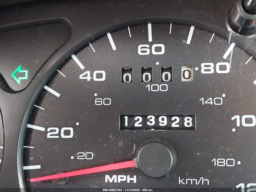 2003 Ford Taurus Lx VIN: 1FAFP52263G279893 Lot: 43687343