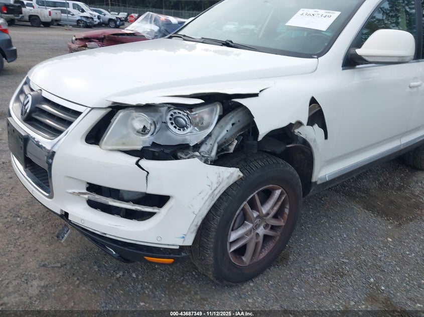 2008 Volkswagen Touareg 2 Vr6 Fsi VIN: WVGBE77L88D000864 Lot: 43687349
