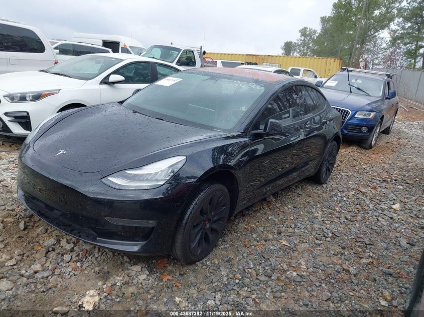 2018 Tesla Model 3 Long Range/Performance VIN: 5YJ3E1EB4JF182626 Lot: 43687382