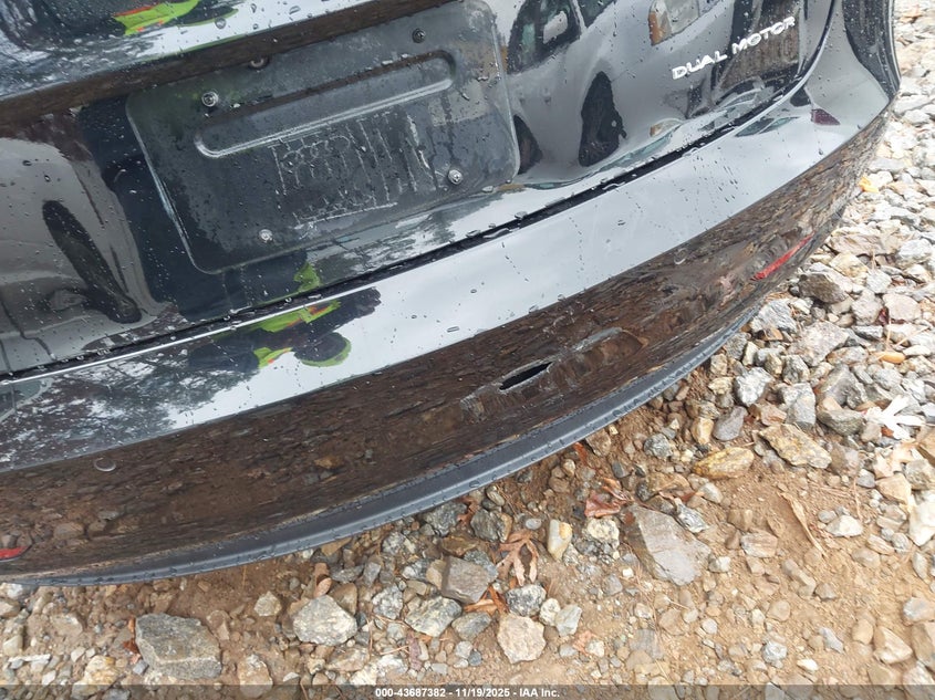 2018 Tesla Model 3 Long Range/Performance VIN: 5YJ3E1EB4JF182626 Lot: 43687382