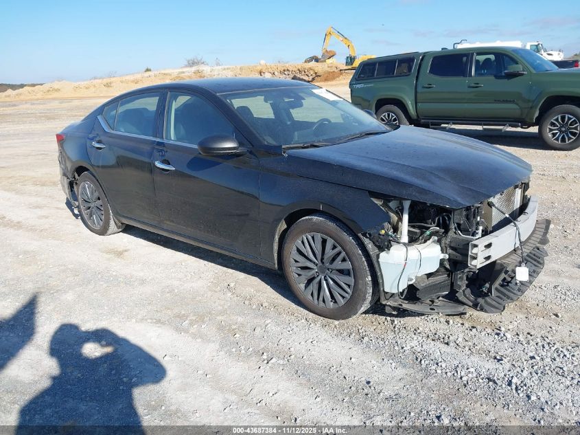 NISSAN ALTIMA SV FWD