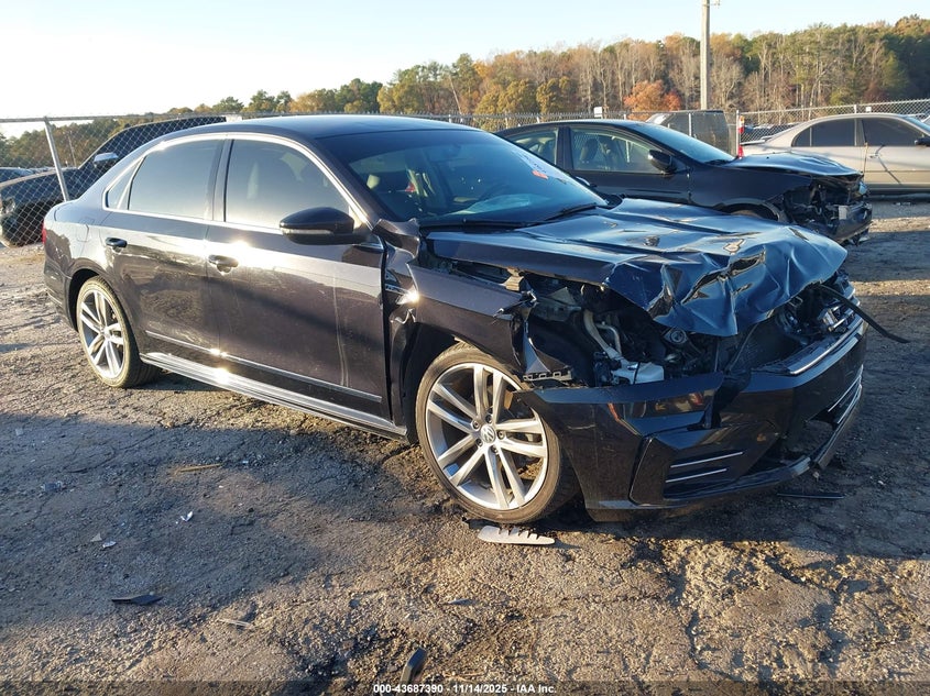 2017 VOLKSWAGEN PASSAT 1.8T R-LINE - 1VWDT7A36HC059605