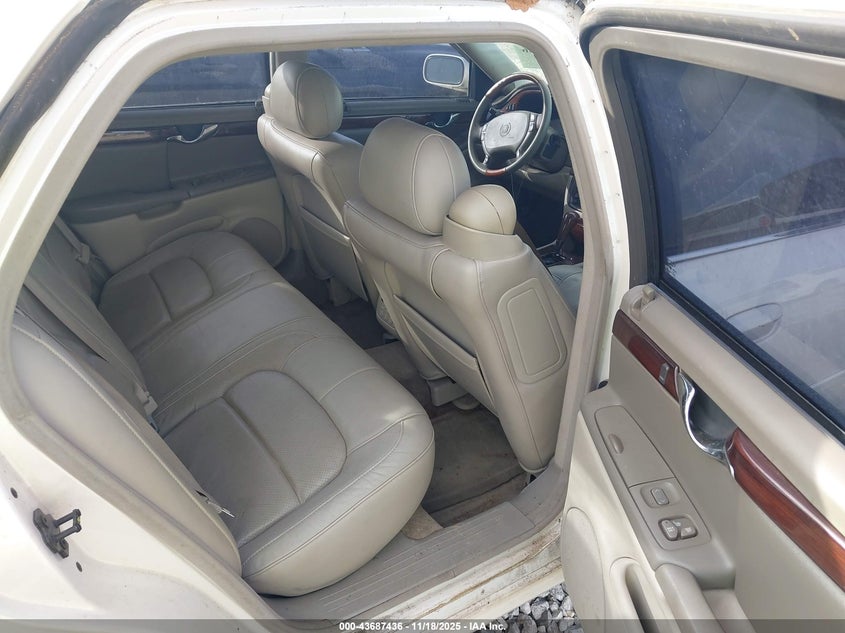 2000 Cadillac Deville Dts VIN: 1G6KF5798YU357717 Lot: 43687436