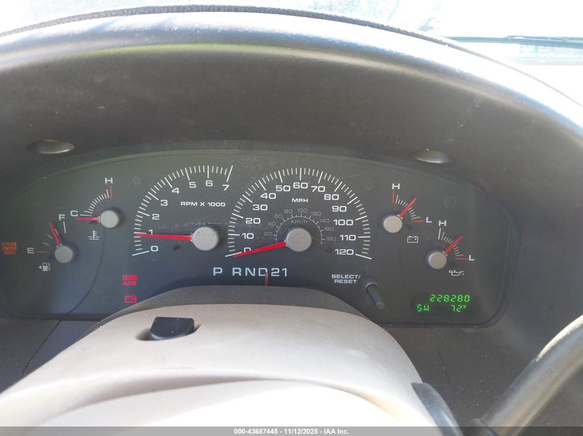 1FMRU15W74LB06170 2004 FORD EXPEDITION photo no. 7