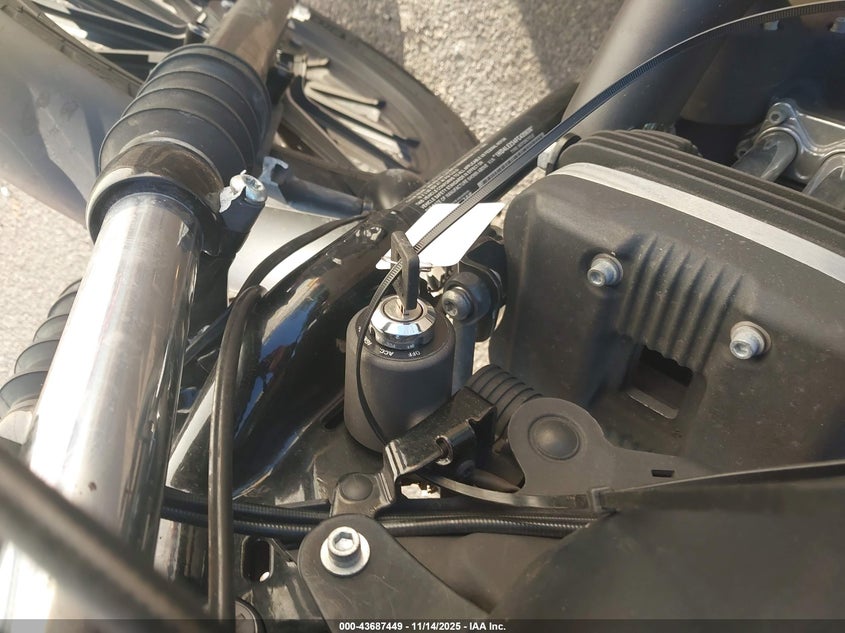 2015 Harley-Davidson Xl883 Iron 883 VIN: 1HD4LE234FC435638 Lot: 43687449