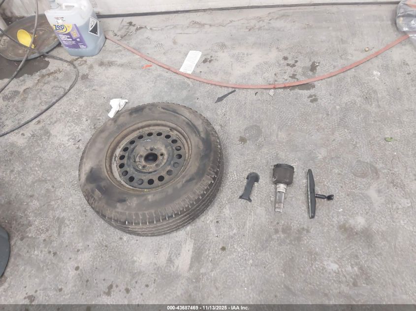 2005 Ford Explorer Xls/Xls Sport VIN: 1FMZU72KX5ZA62426 Lot: 43687469