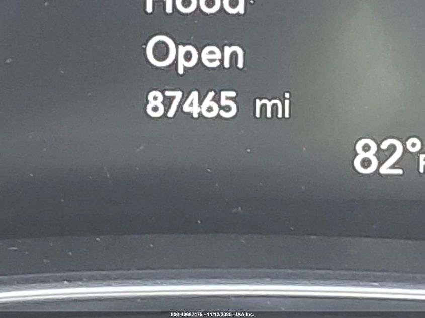 2018 Chrysler Pacifica Limited VIN: 2C4RC1GG3JR295240 Lot: 43687478