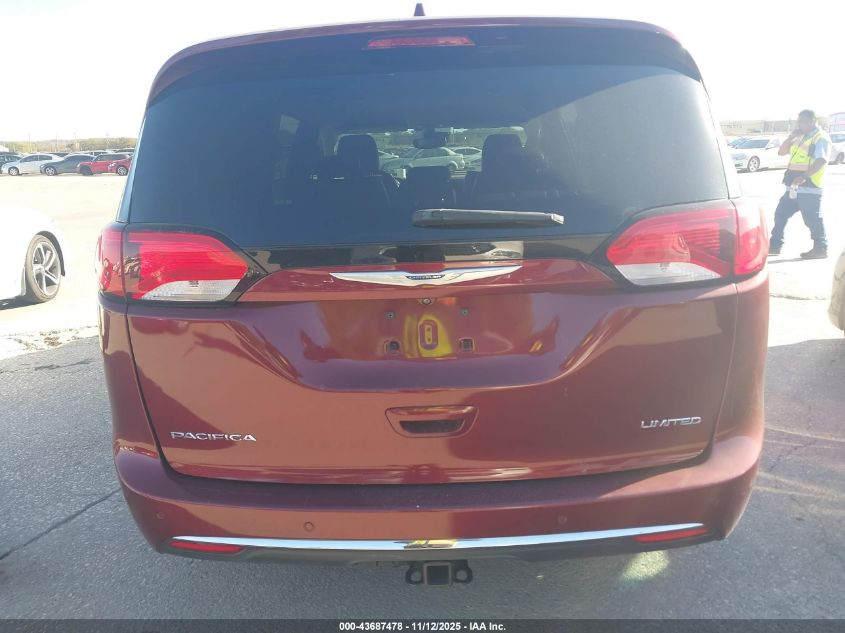 2018 Chrysler Pacifica Limited VIN: 2C4RC1GG3JR295240 Lot: 43687478