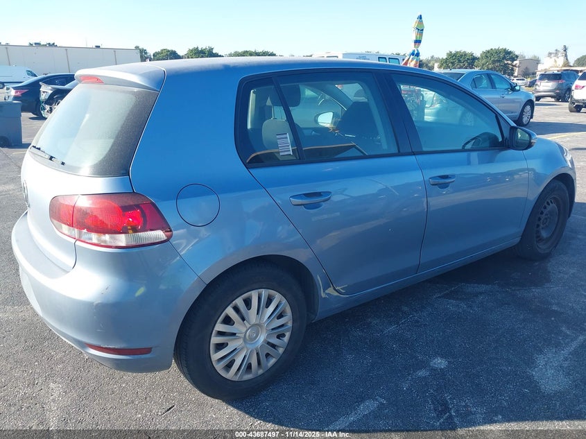 WVWDA7AJ0AW338303 2010 VOLKSWAGEN GOLF photo no. 6