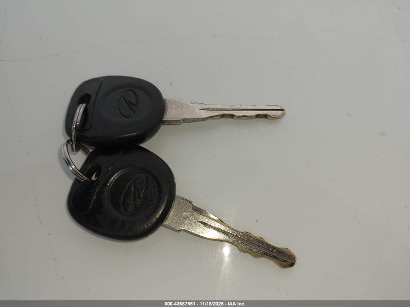 2000 Oldsmobile Intrigue Gx VIN: 1G3WH52H8YF305841 Lot: 43687551