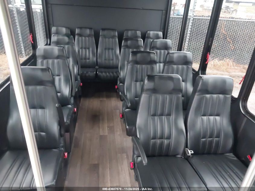 2019 Ford Transit-350 Cutaway VIN: 1FDES8PM7KKA63624 Lot: 43687578