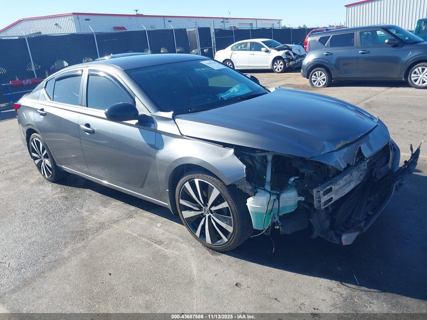 NISSAN ALTIMA 2.5 SR