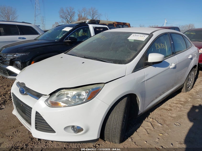 1FAHP3F24CL186580 2012 FORD FOCUS photo no. 6
