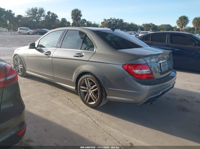 2013 Mercedes-Benz C 300 Sport 4Matic VIN: WDDGF8AB6DR268974 Lot: 43687638