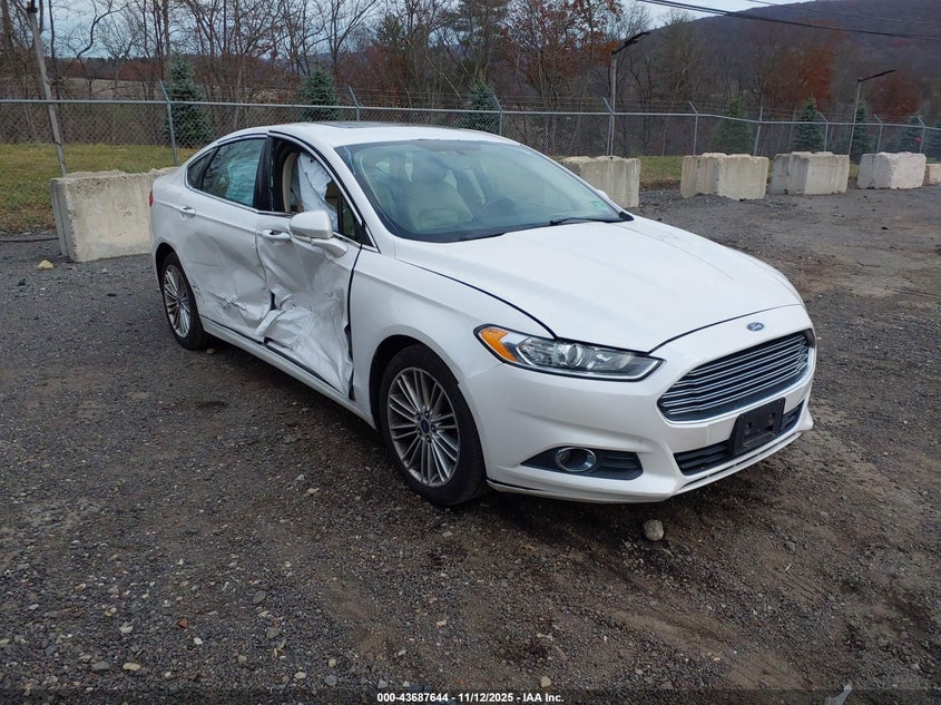 FORD FUSION SE