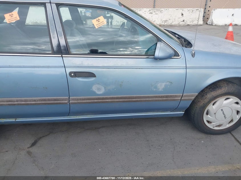 1992 Ford Taurus Gl VIN: 1FACP52U4NG186331 Lot: 43687700