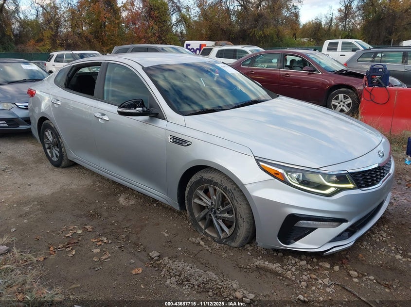 5XXGT4L3XLG382382 2020 KIA OPTIMA photo no. 11