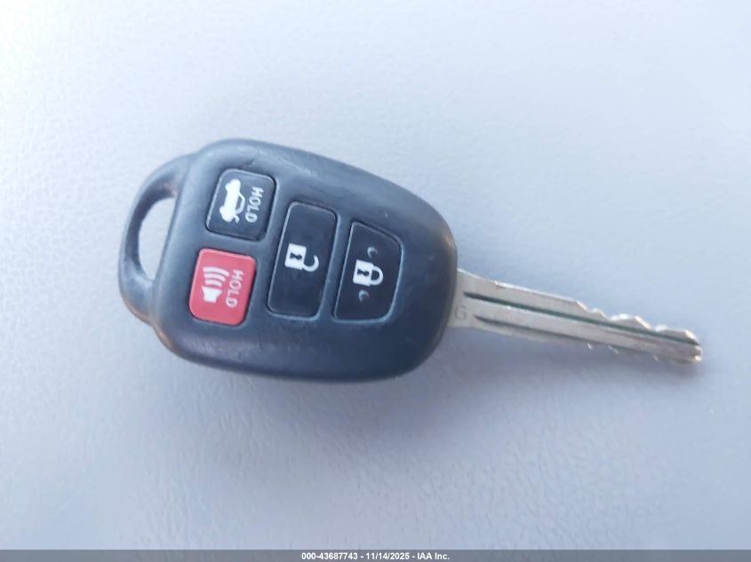 2013 Toyota Camry Le VIN: 4T4BF1FK3DR277960 Lot: 43687743