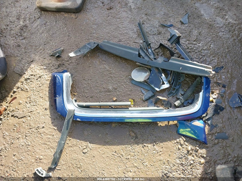 2005 GMC Envoy Sle VIN: 1GKDT13S352209406 Lot: 43687762