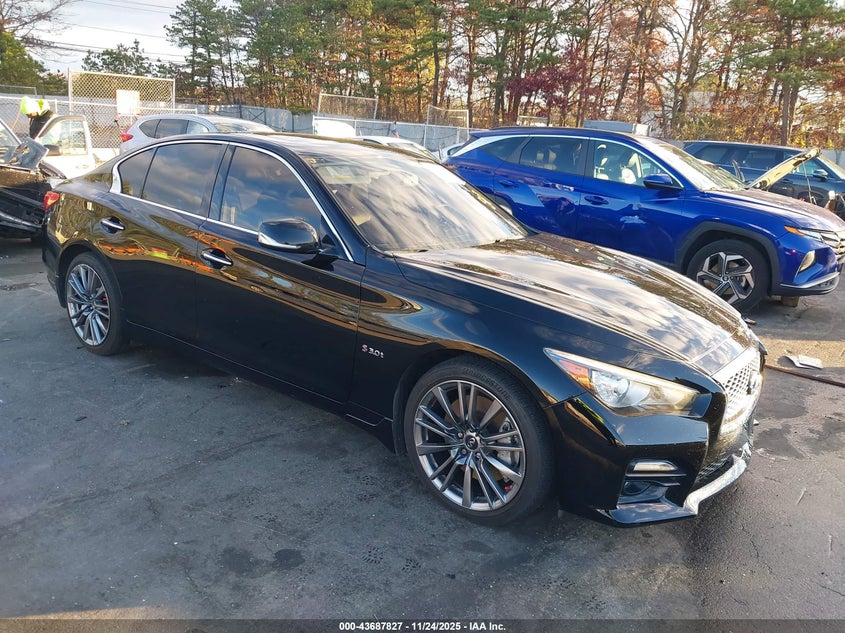 INFINITI Q50 3.0T RED SPORT 400