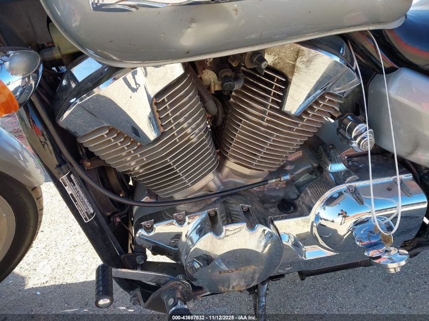 2004 Honda Vtx1300 C VIN: 1HFSC55044A008663 Lot: 43687832