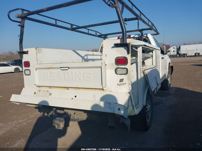 1GC0CUEG2HZ335837 2017 CHEVROLET SILVERADO photo no. 4