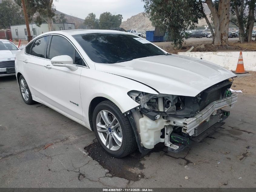 FORD FUSION HYBRID TITANIUM