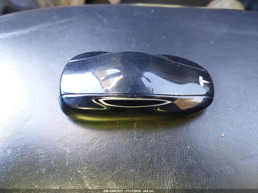 2014 Tesla Model S P85 VIN: 5YJSA1H1XEFP45050 Lot: 43687877