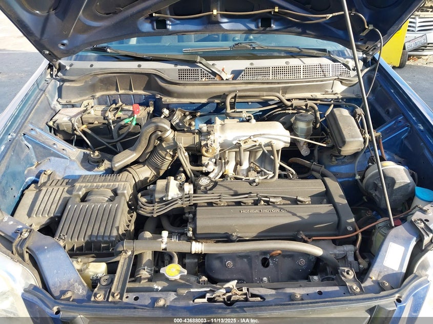 1998 Honda Cr-V Lx VIN: JHLRD2840WC000833 Lot: 43688003