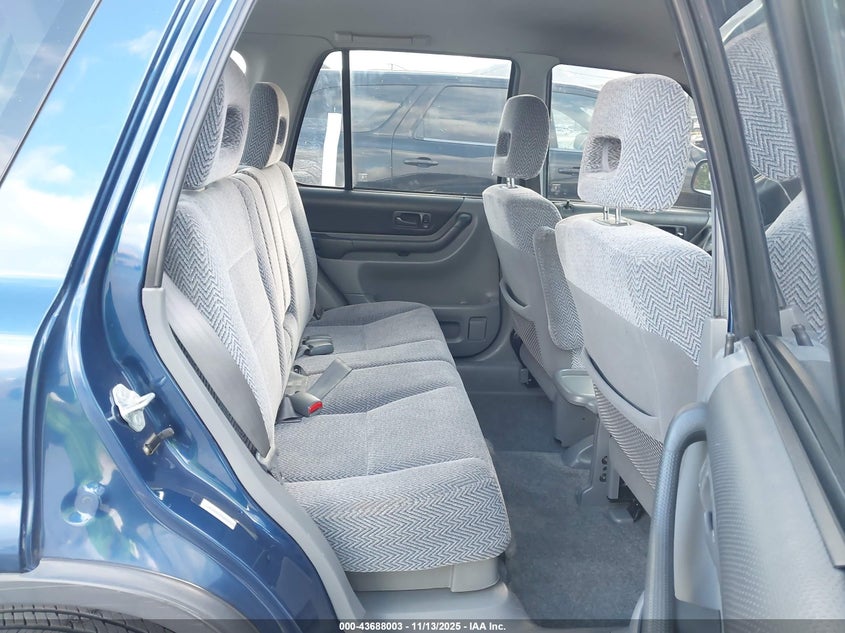 1998 Honda Cr-V Lx VIN: JHLRD2840WC000833 Lot: 43688003