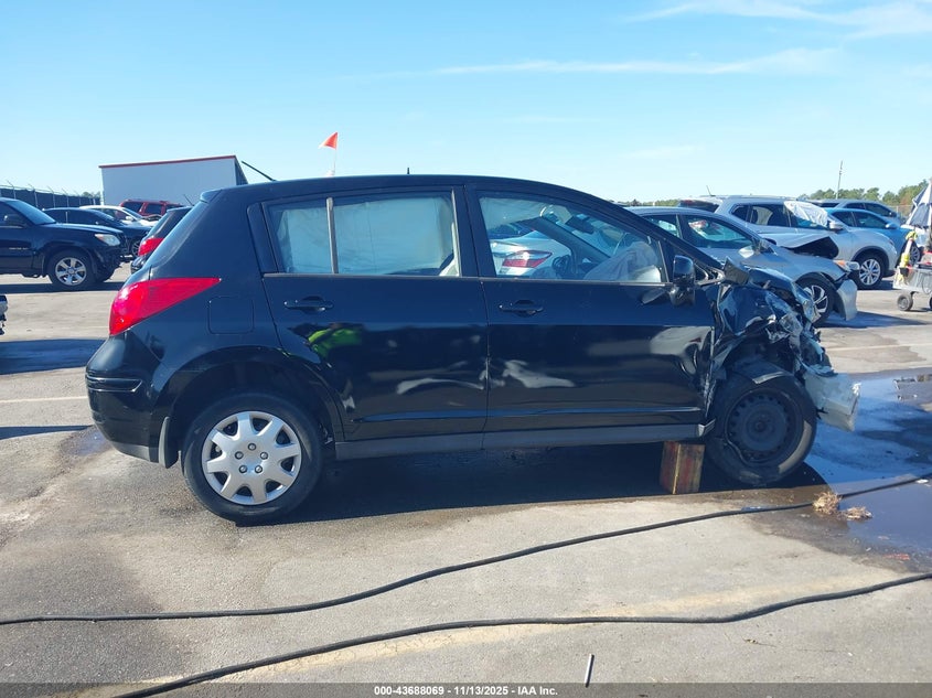 2007 Nissan Versa 1.8S VIN: 3N1BC13E77L429276 Lot: 43688069