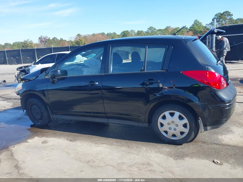 2007 Nissan Versa 1.8S VIN: 3N1BC13E77L429276 Lot: 43688069