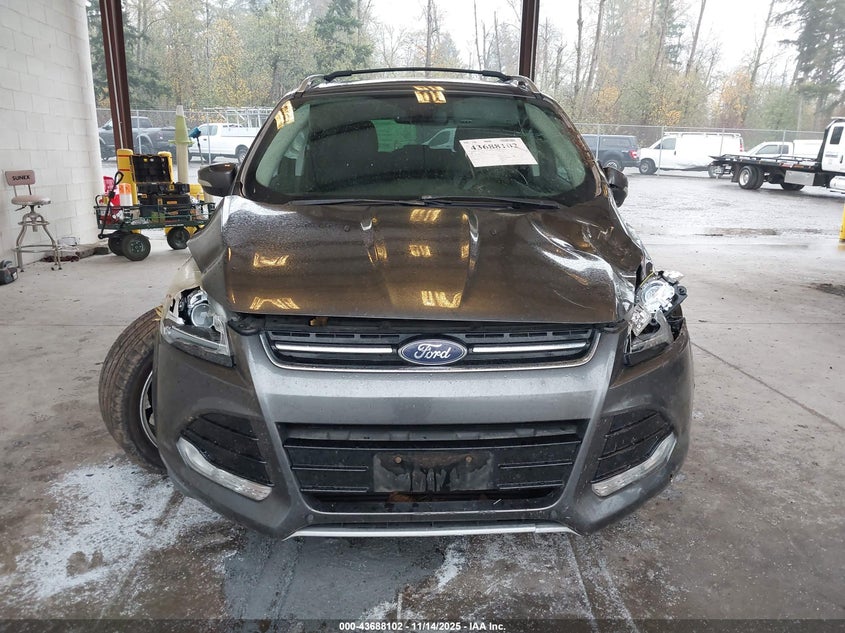 2016 Ford Escape Titanium VIN: 1FMCU9J99GUC00652 Lot: 43688102