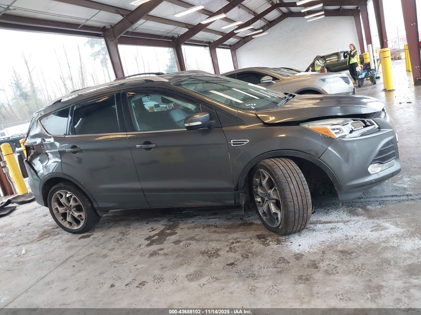 2016 Ford Escape Titanium VIN: 1FMCU9J99GUC00652 Lot: 43688102