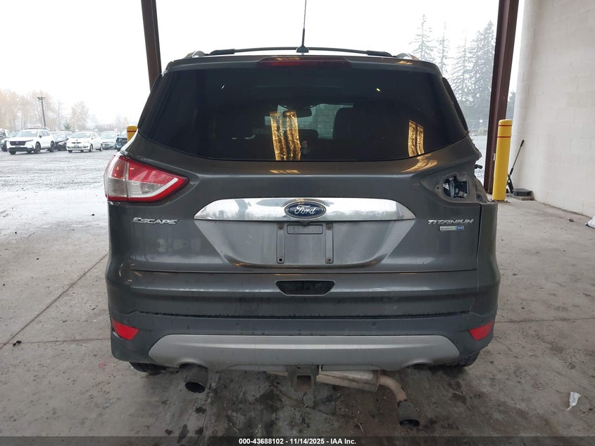 2016 Ford Escape Titanium VIN: 1FMCU9J99GUC00652 Lot: 43688102