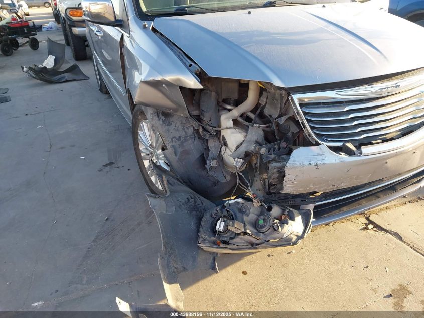 2013 Chrysler Town & Country Limited VIN: 2C4RC1GG1DR650670 Lot: 43688156