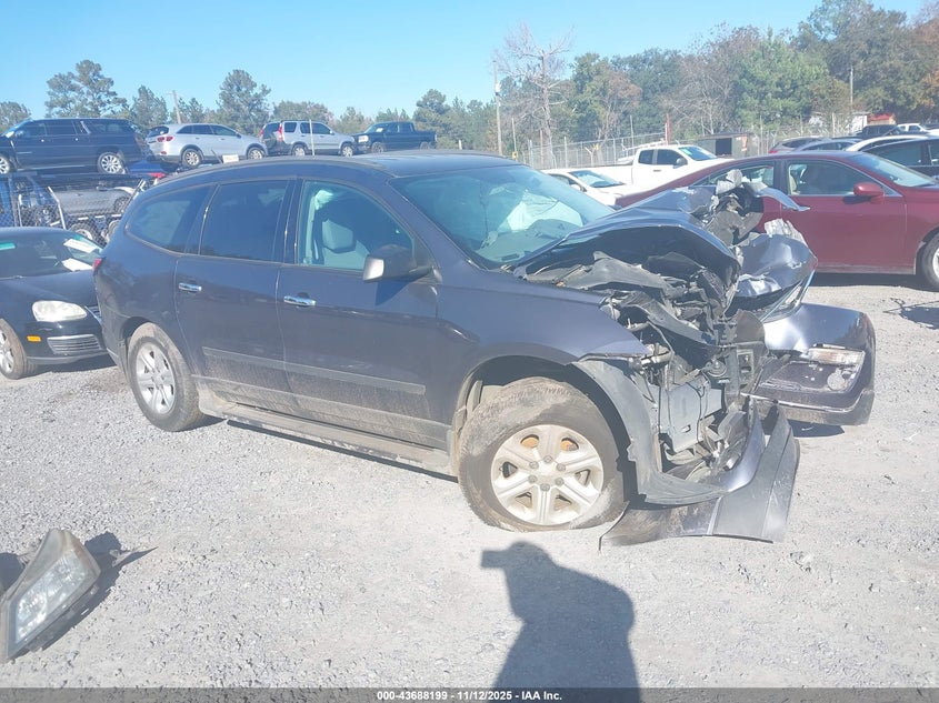 CHEVROLET TRAVERSE LS