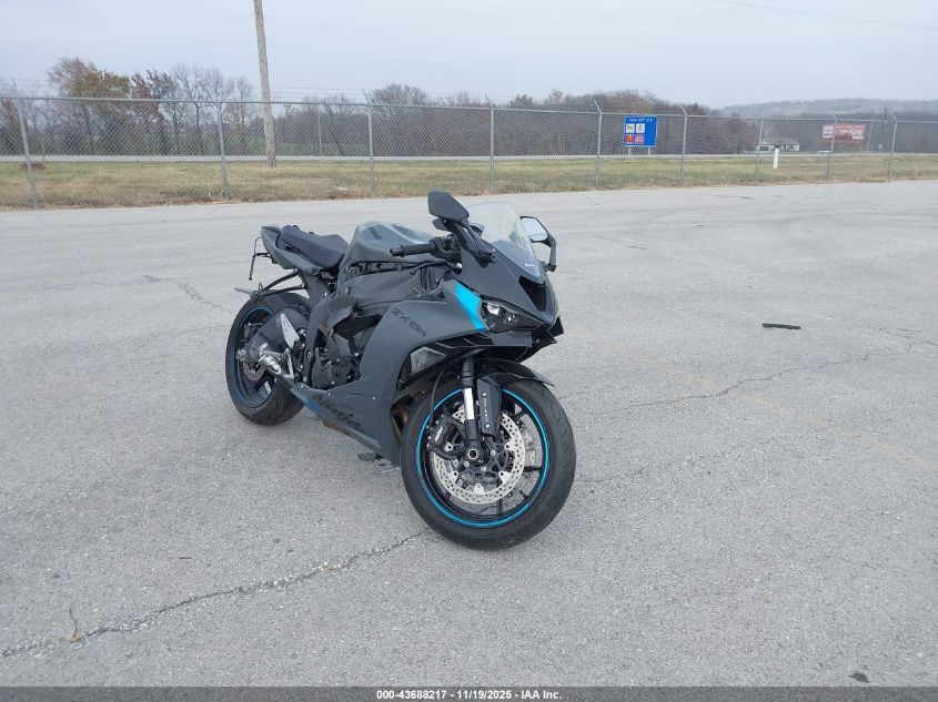 ❤︎ adidas ZX 8000 sneakers for Women - White in USA | Level Shoes