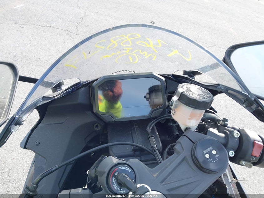 2025 Kawasaki Zx636 K VIN: JKBZXJJ16SA019672 Lot: 43688217